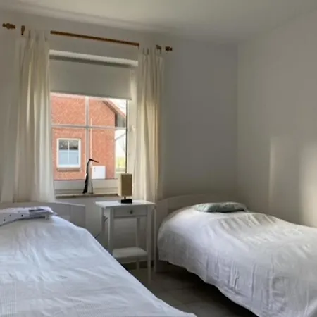 Wenke Perle - Kamin, Wintergarten & Sonnenterrasse Wenkendorf